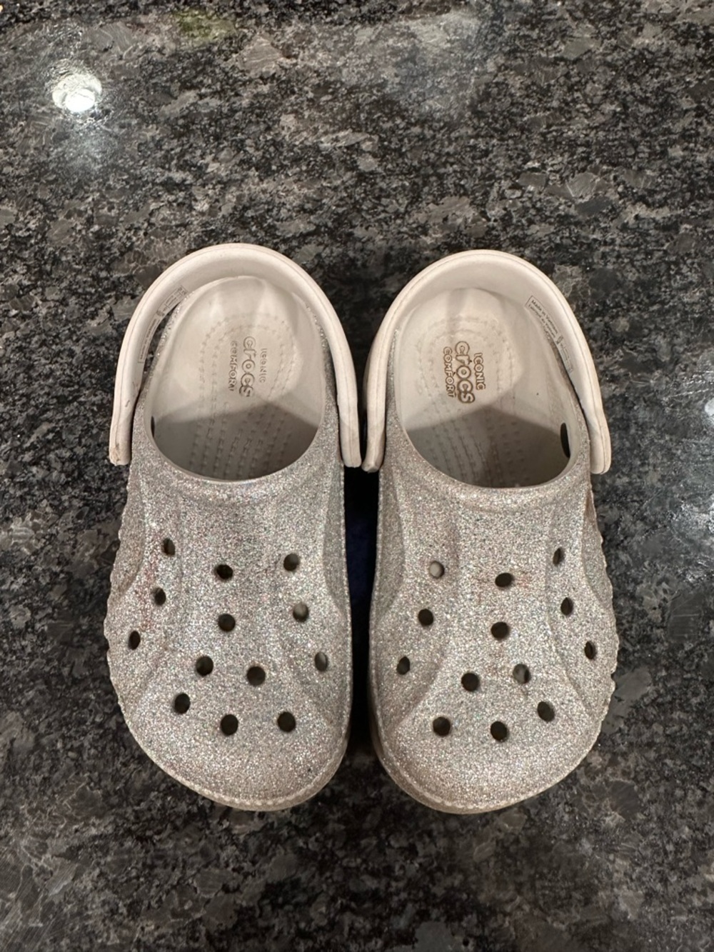 CROCS Toddler Glitter Classic Clog - Silver Sparkle, size 9C